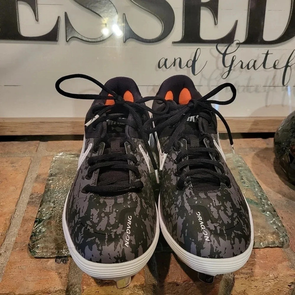 Nike Alpha Huarache Elite 2 Low Softball Metal Cleats #AJ7732-001 - Picture 2 of 11